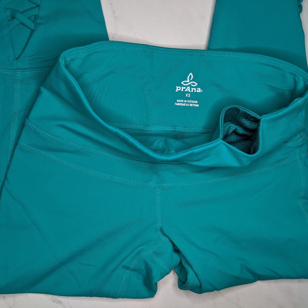 PRANA- Cropped leggings